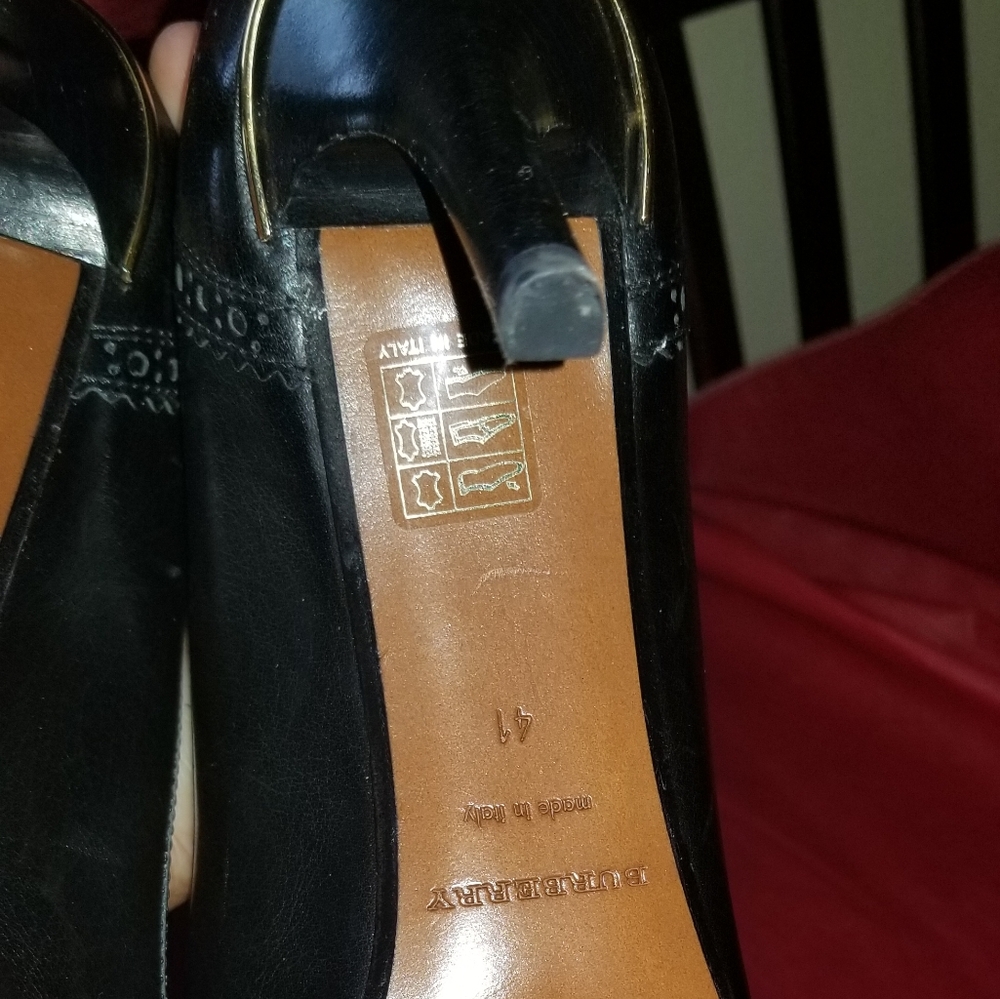 Shoes - Picture 6 of 8